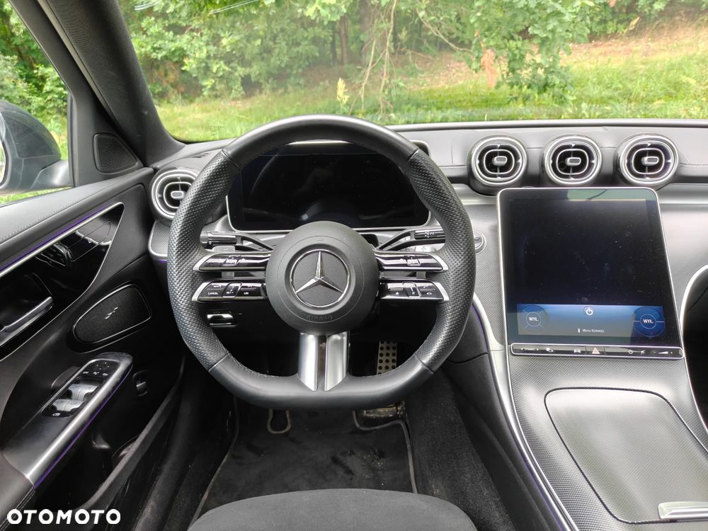Mercedes-Benz Klasa C 300 mHEV 4-Matic AMG - 13