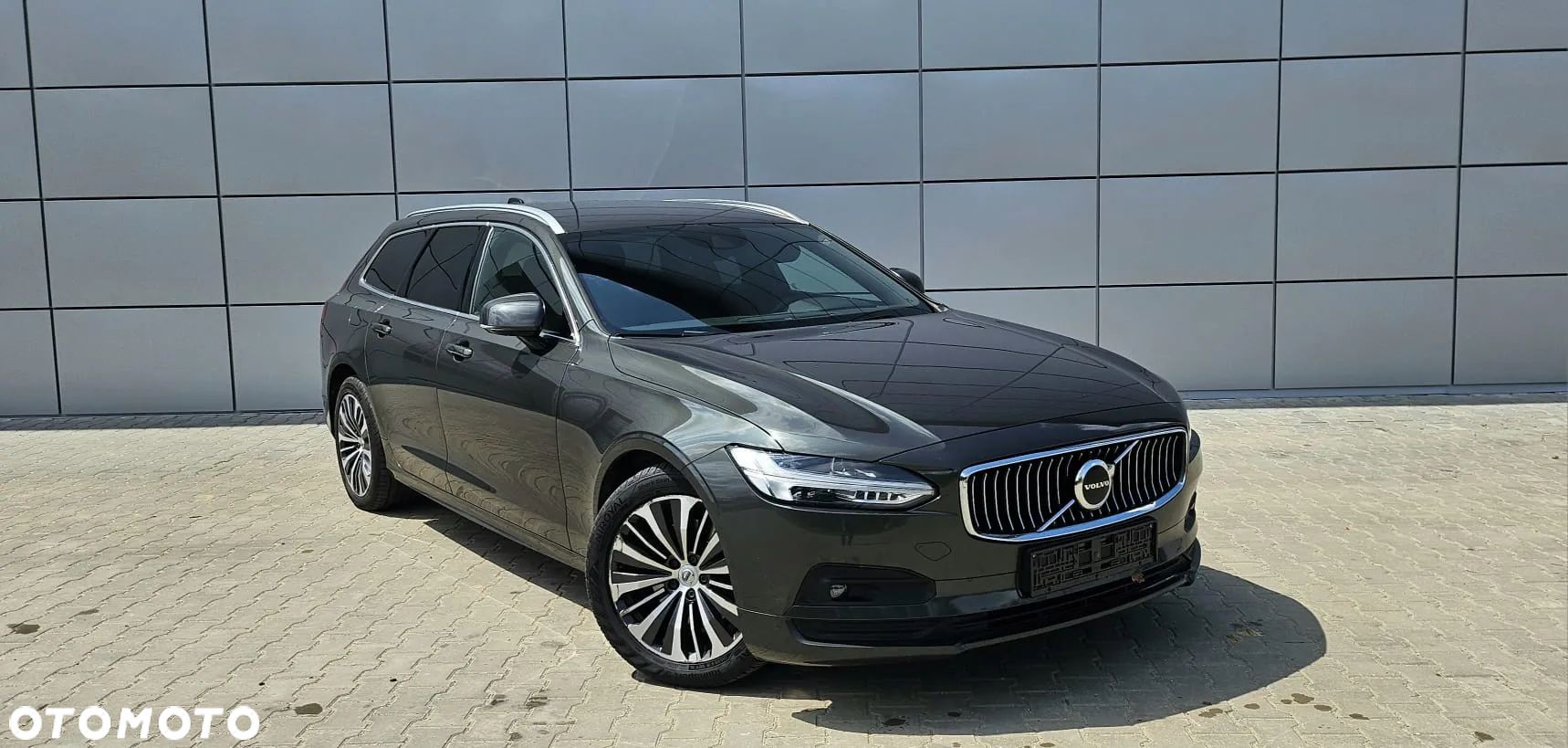 Volvo V90 B4 D Geartronic Momentum Pro - 1