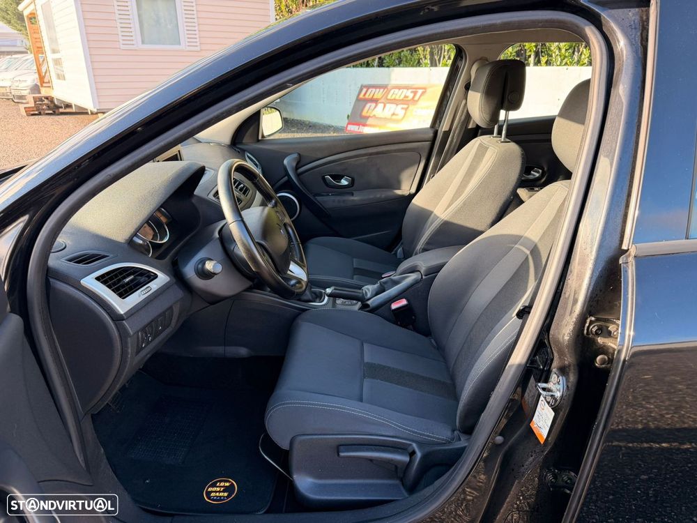 Renault Mégane Sport Tourer 1.5 dCi Comfort SS - 5