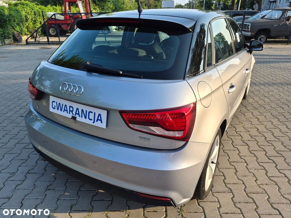 Audi A1 Sportback 1.6 TDI S tronic - 5