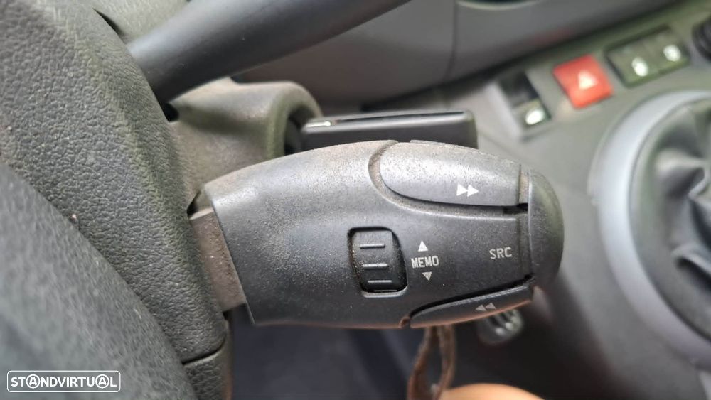 Citroën BERLINGO 1.6 HDI LONGA - 18