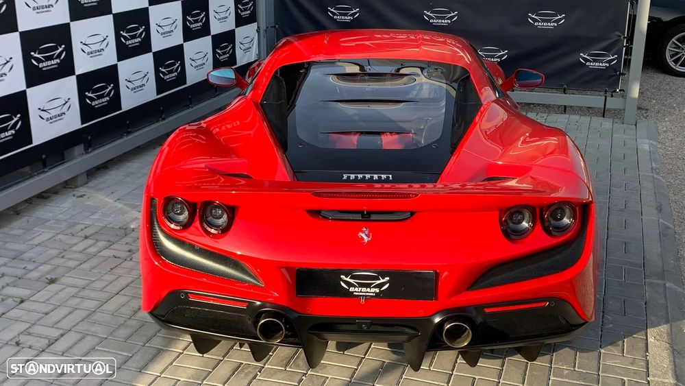 Ferrari F8 Tributo - 5