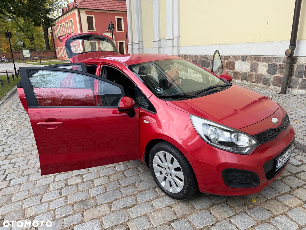 Kia Rio 2013 photo 5