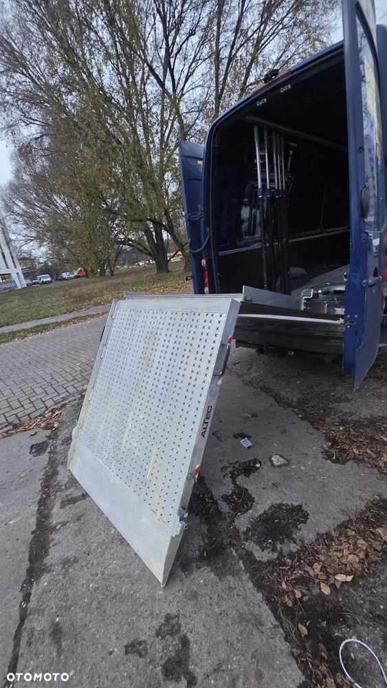 Volkswagen Crafter - 25