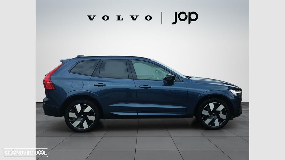 Volvo XC 60 2.0 T6 PHEV Plus Dark AWD - 6