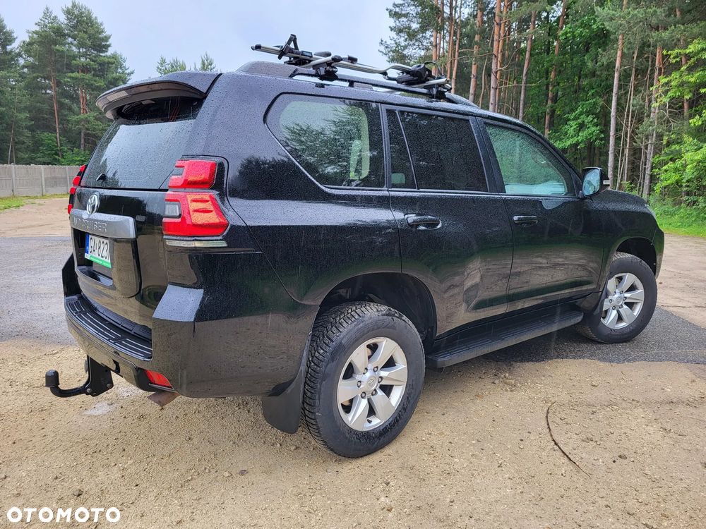 Toyota Land Cruiser - 7