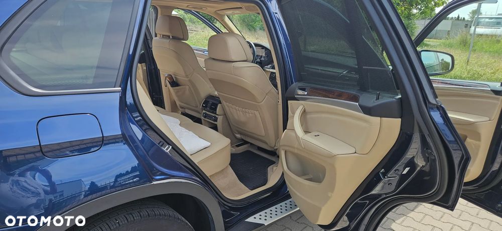 BMW X5 3.5i xDrive - 16