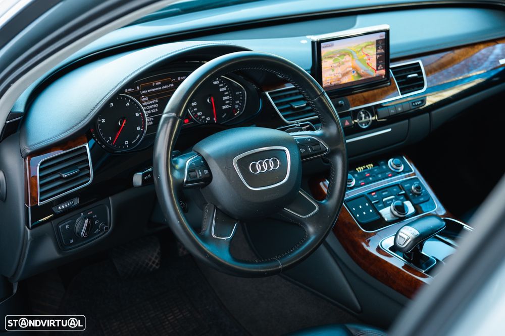 Audi A8 3.0 TDI DPF clean quattro tiptronic - 15