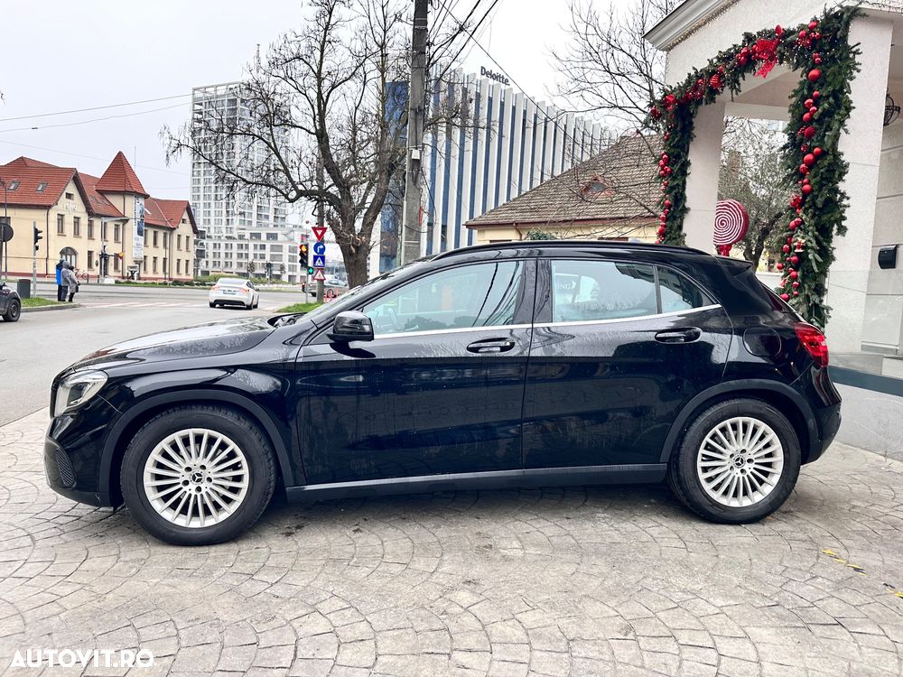 Mercedes-Benz GLA 180 7G-DCT UrbanStyle Edition - 7