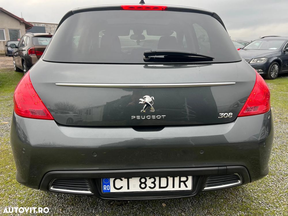 Peugeot 308 1.6E Premium Pack - 5