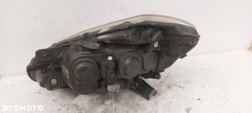 . PRZOD PRZEDNIA LAMPA PRAWA RENAULT CLIO 3 LIFT - 3