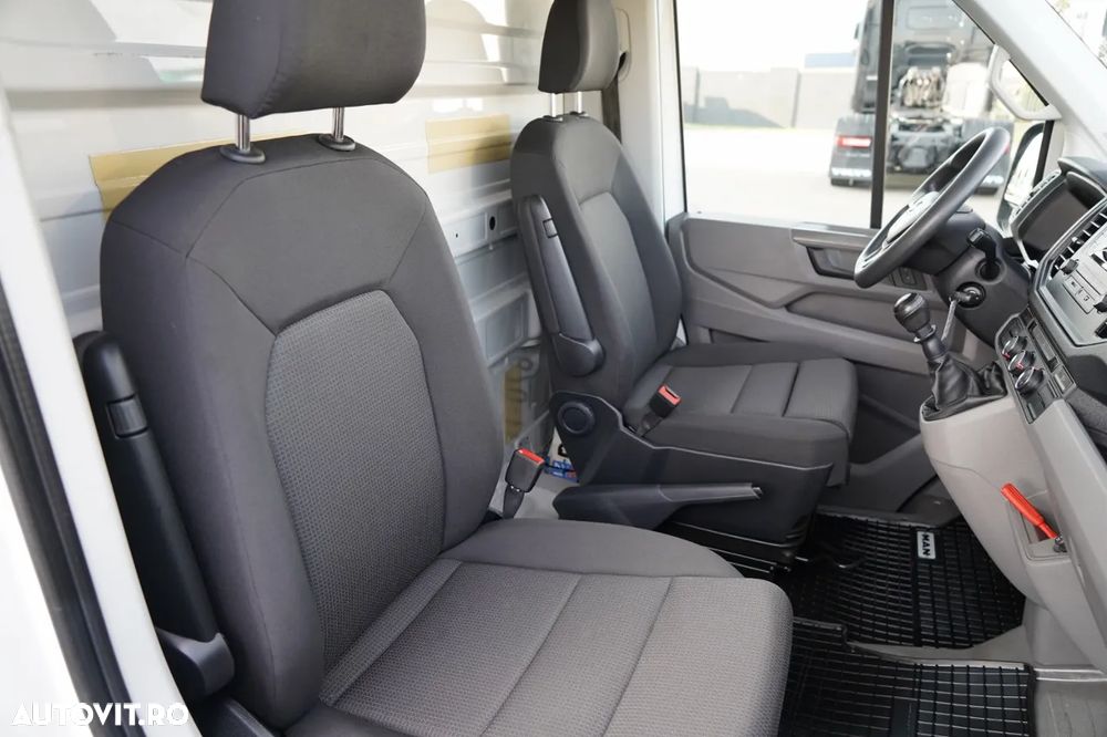 MAN TGE 3.180 / 2.0D, IZOTERM - CONTAINER / DMC: 3500 KG / 2021 / IMPORTAT / CONTRACT POST-SERVICE - 32