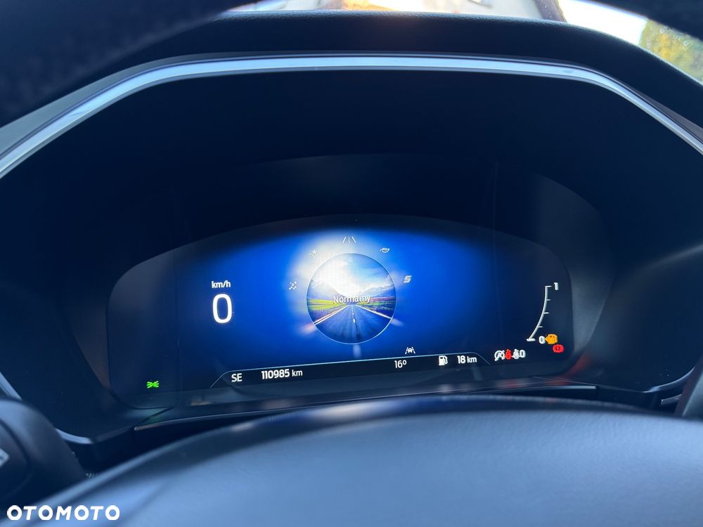 Ford Kuga 1.5 EcoBoost 2x4 Titanium - 34