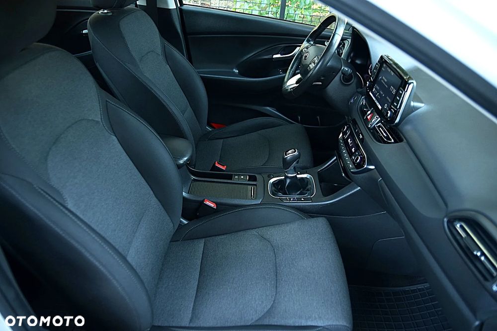 Hyundai i30 1.6 CRDI Passion Plus - 19