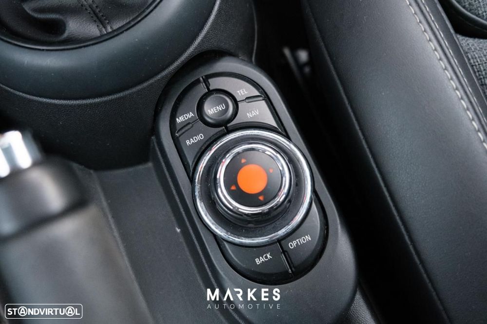 MINI 5 Portas One D Blackyard - 23