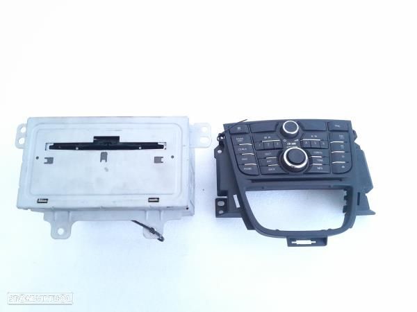 Auto Radio Opel Astra J Sports Tourer (P10) - 1