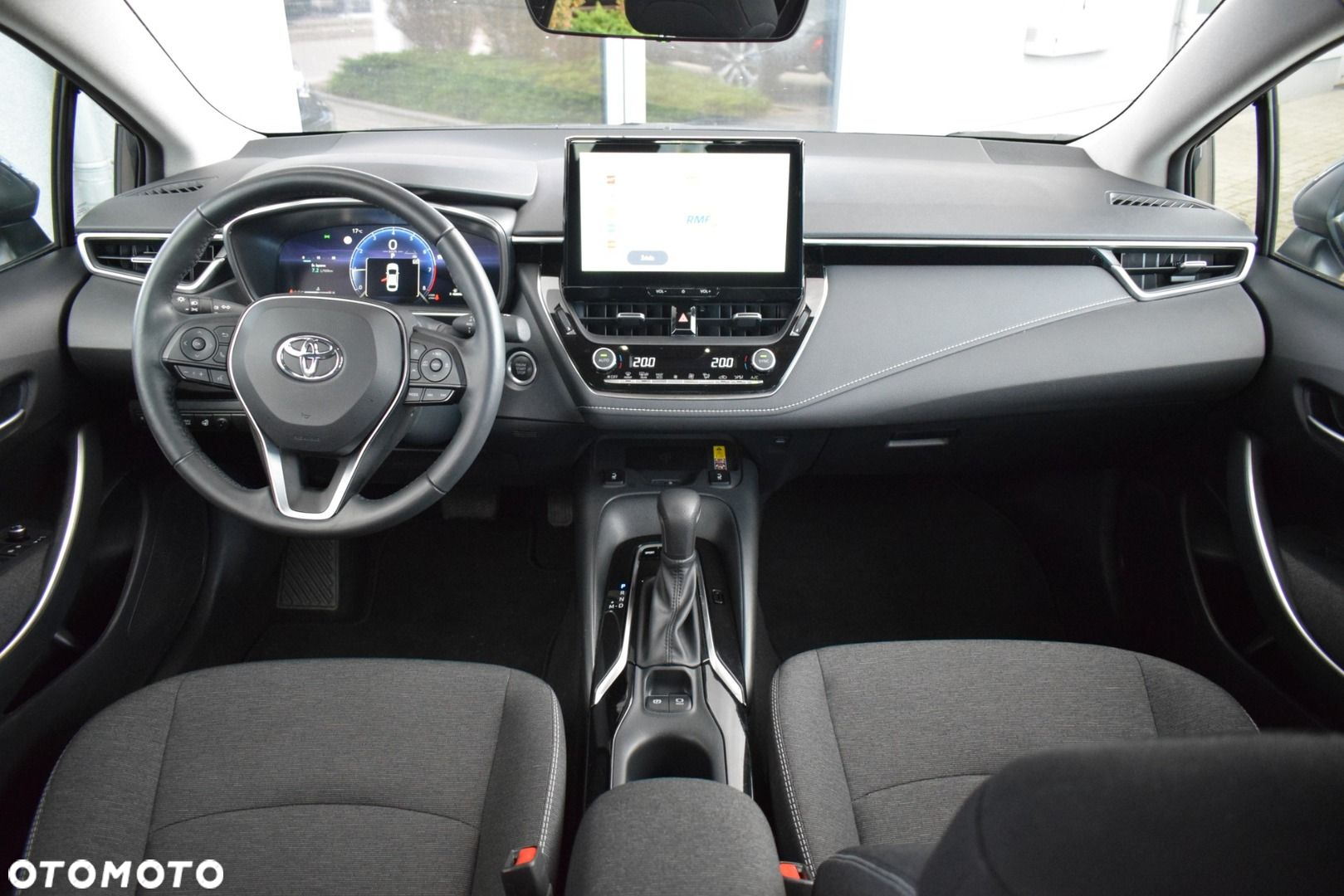 Toyota Corolla - 11