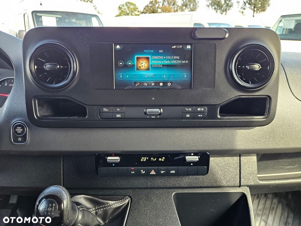 Mercedes-Benz Sprinter - 36