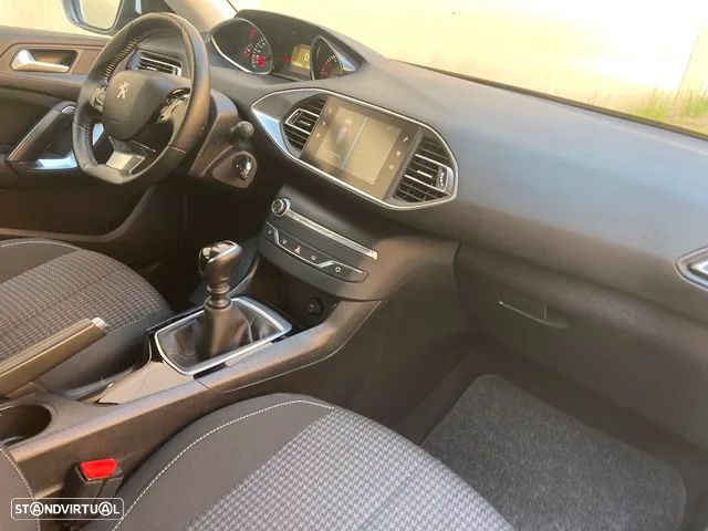 Peugeot 308 1.5 BlueHDi Style - 27