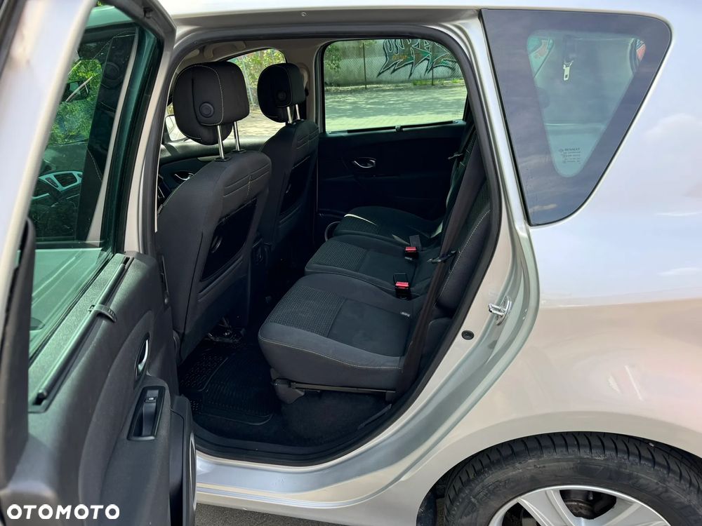 Renault Scenic - 6