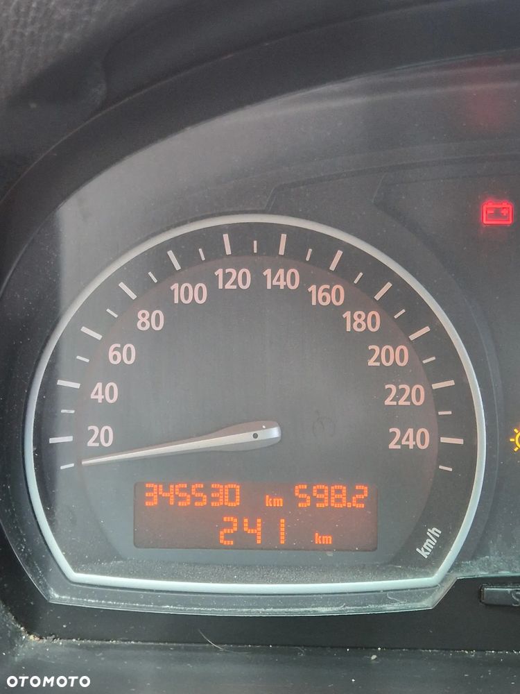 BMW X3 2.0d - 8