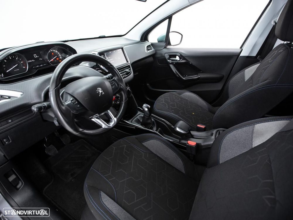 Peugeot 2008 1.5 BlueHDi Signature - 7