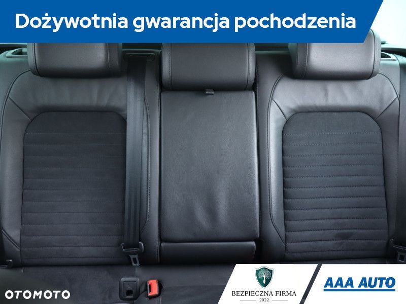 Volkswagen Passat Variant - 12