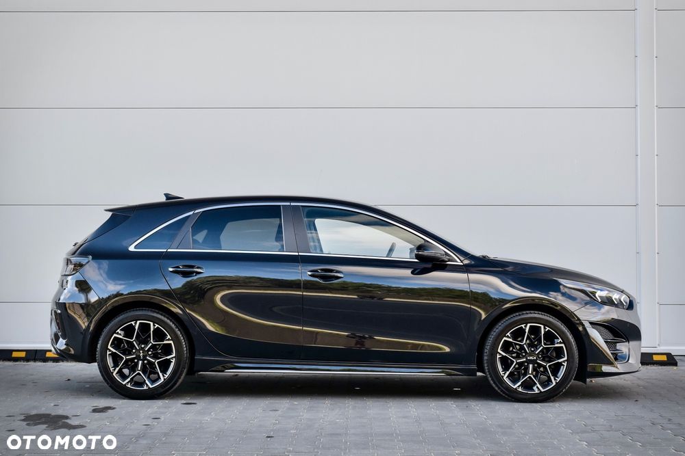 Kia Ceed SW 1.5 T-GDI DCT7 OPF GT Line - 20