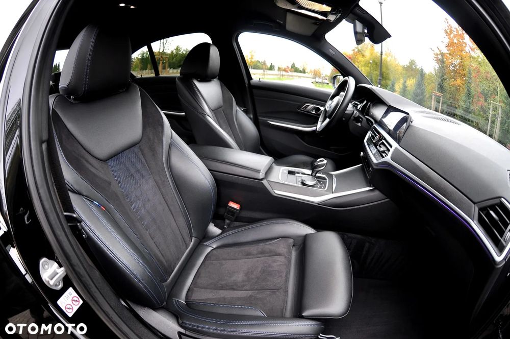 BMW Seria 3 318d M Sport Shadow - 19