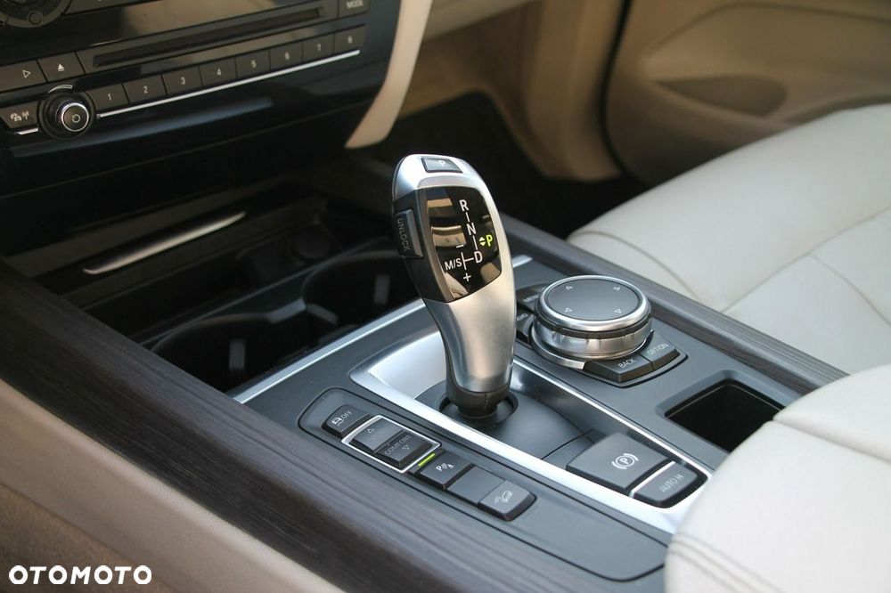 BMW X5 xDrive25d Sport-Aut - 23
