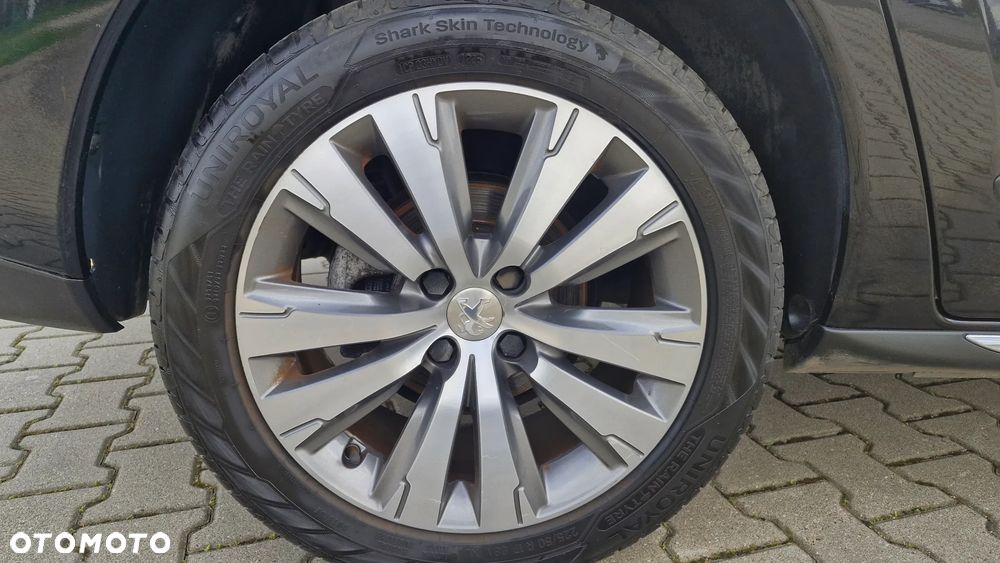 Peugeot 3008 - 11