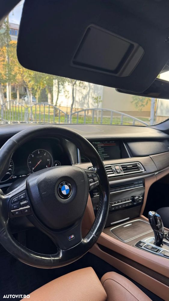 BMW Seria 7 740d xDrive - 8