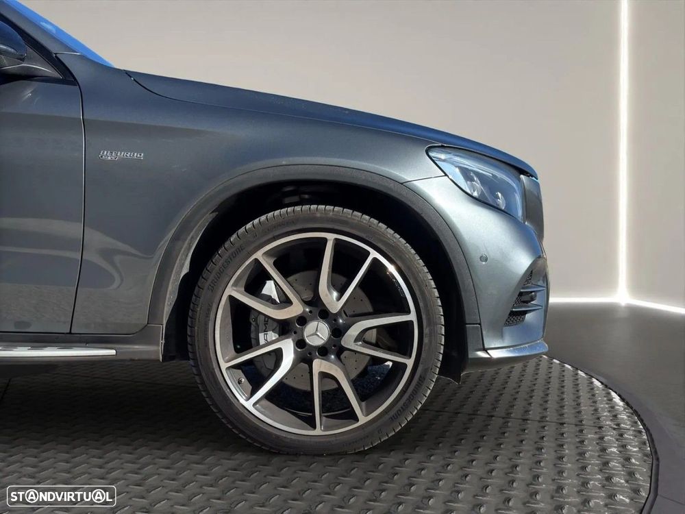 Mercedes-Benz GLC 43 AMG 4Matic 9G-TRONIC - 25