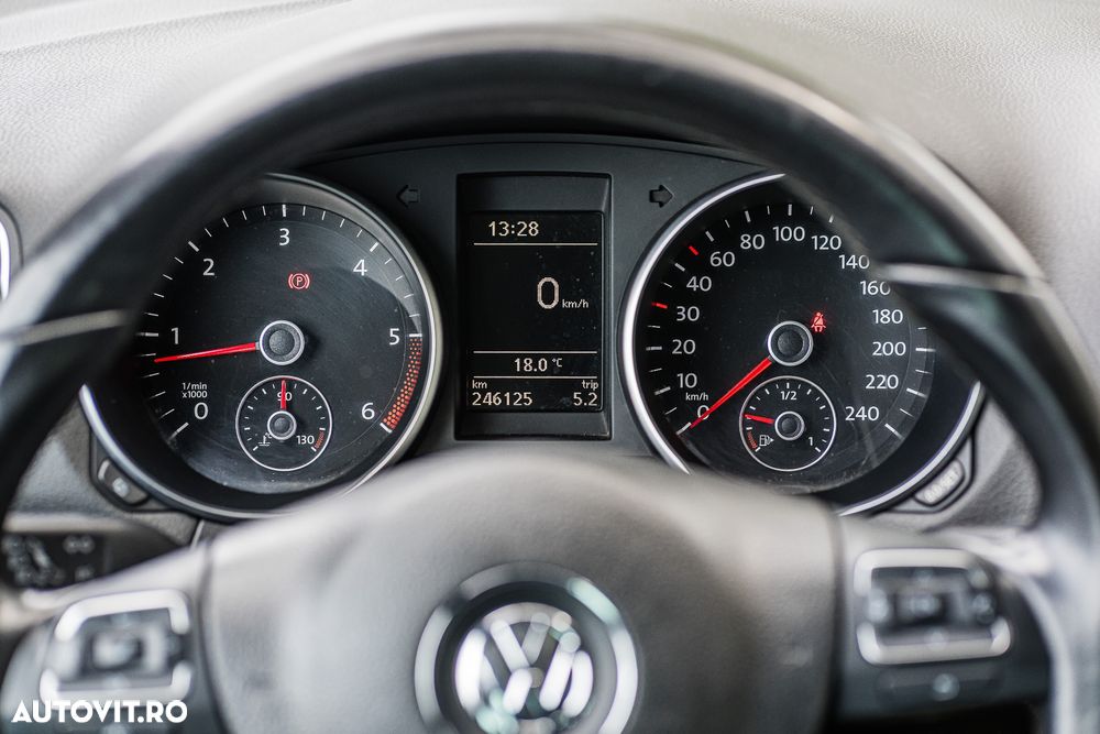 Volkswagen Golf 2.0 TDI DPF MATCH - 5