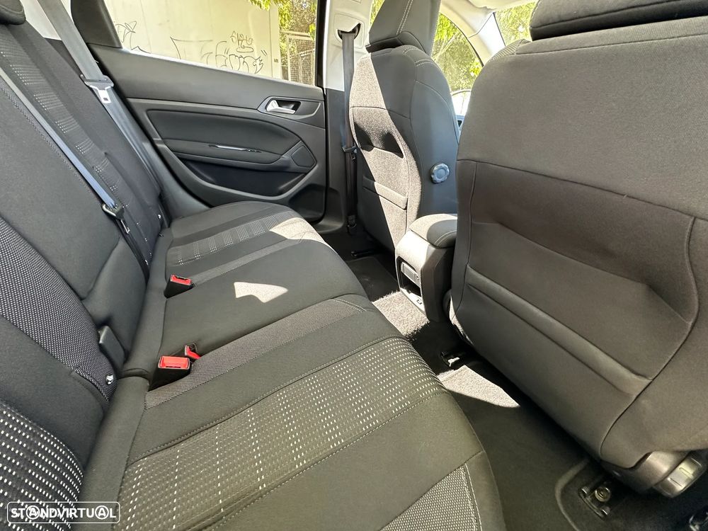 Peugeot 308 SW 1.6 BlueHDi Allure J17 EAT6 - 29