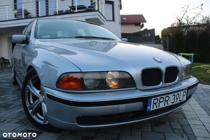 BMW Seria 5 - 1