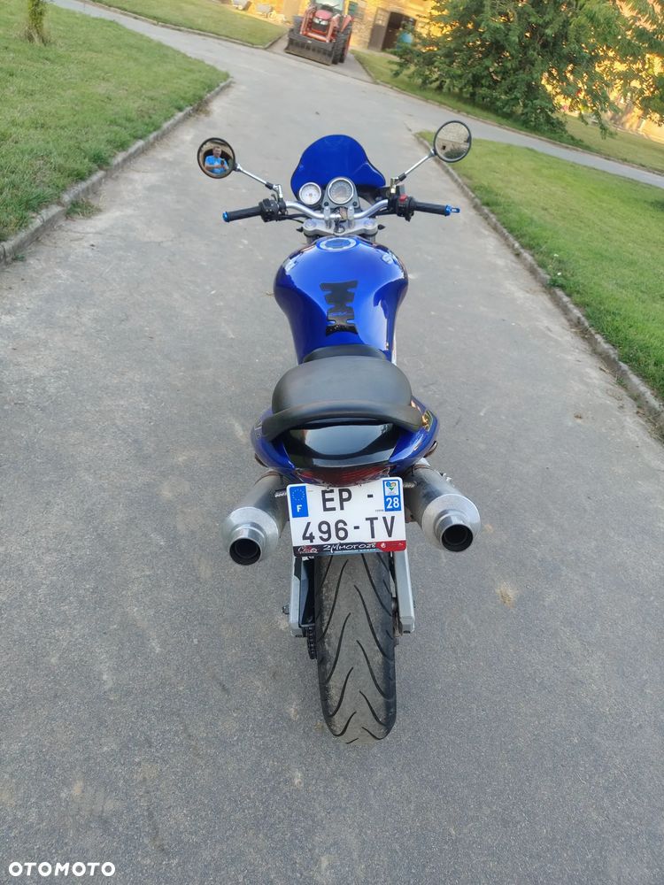 Suzuki SV - 7