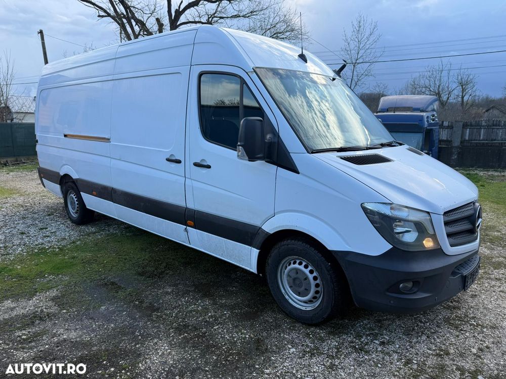 Mercedes-Benz Sprinter - 3