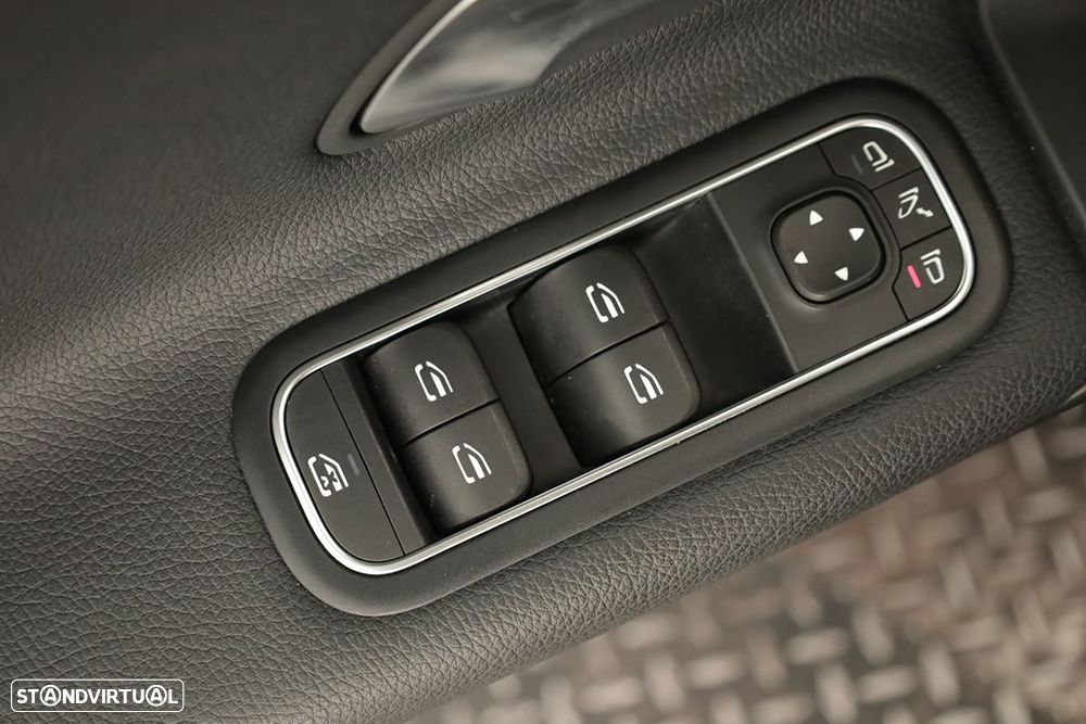 Mercedes-Benz A 200 Standard - 19
