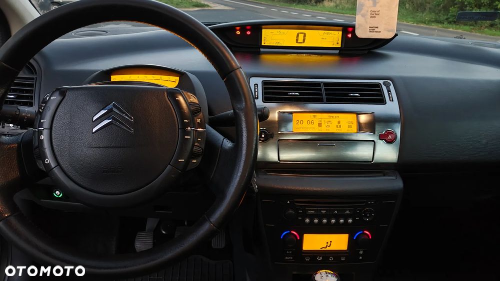 Citroën C4 1.6 16V Magic - 10