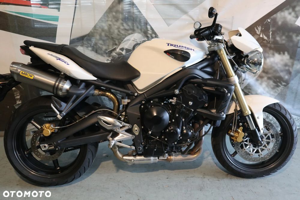 Triumph Street Triple - 20