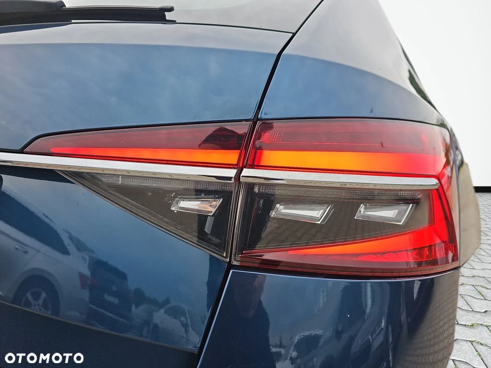 Skoda Superb 2.0 TDI SCR Ambition DSG - 13