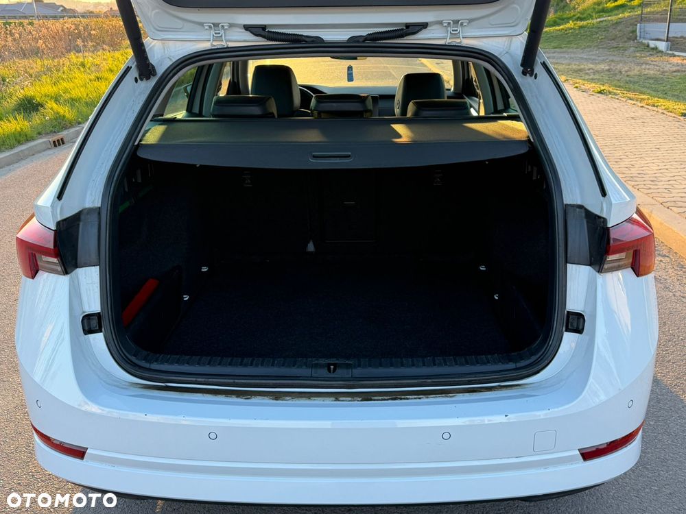 Skoda Octavia 2.0 TDI SCR 4x4 Style DSG - 15