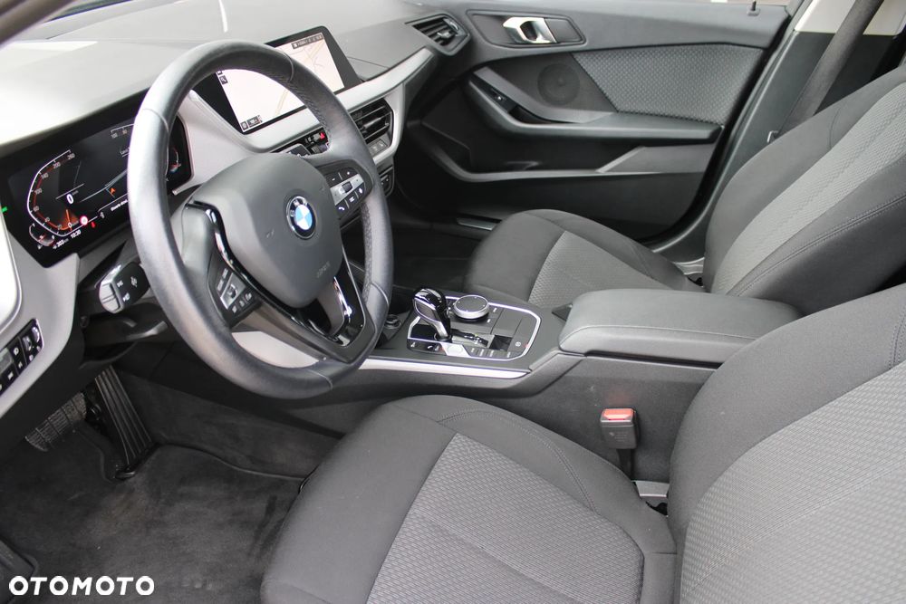 BMW Seria 1 118i - 16