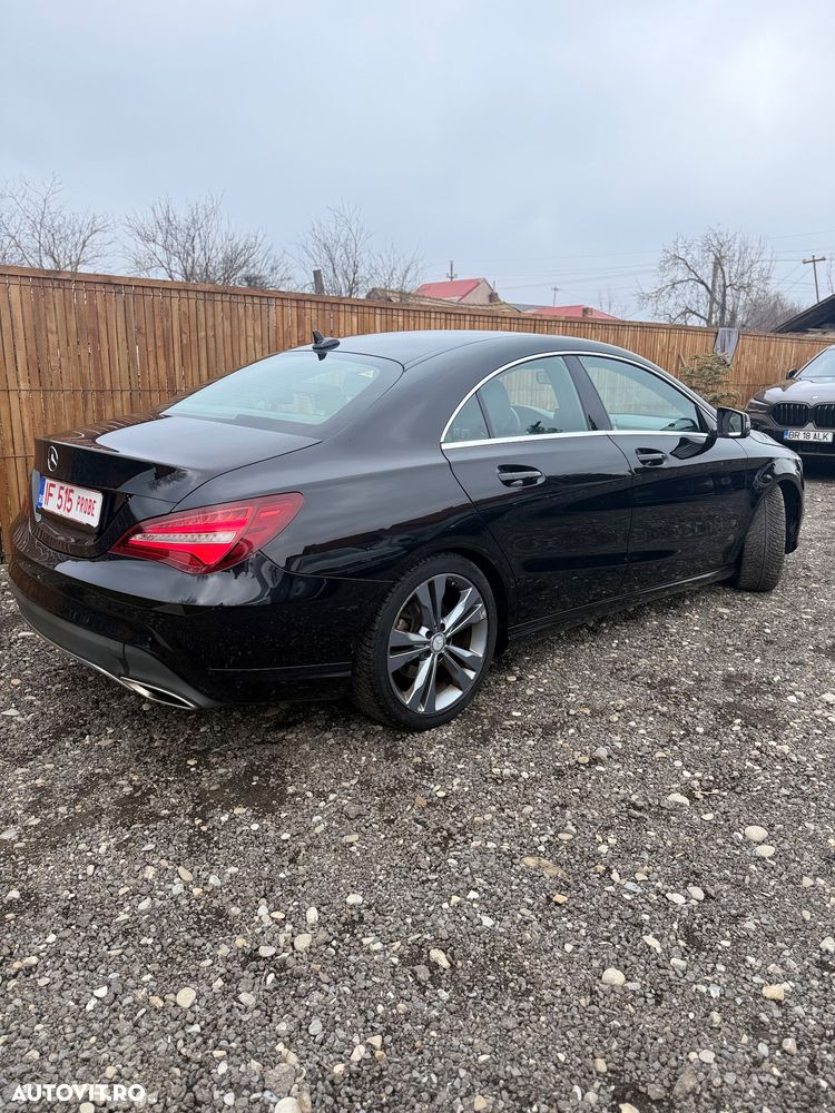 Mercedes-Benz CLA 200 d 7G-DCT Urban - 10