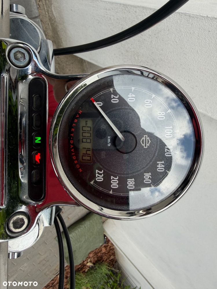 Harley-Davidson Sportster Seventy-Two - 5