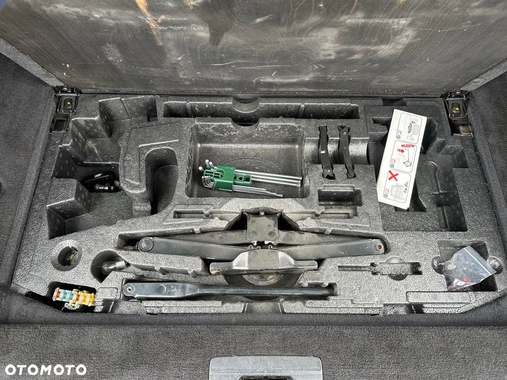 Land Rover Range Rover Sport S 2.7TD HSE - 17