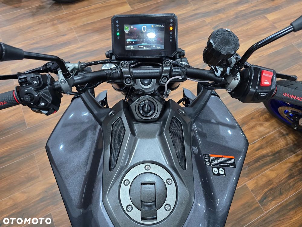 Yamaha MT - 4