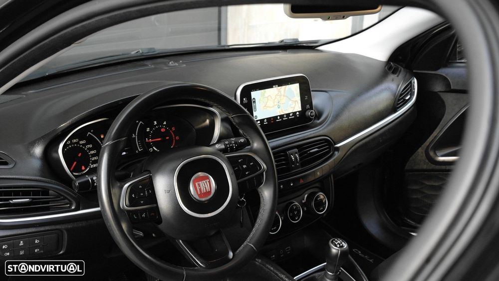 Fiat Tipo Station Wagon 1.3 M-Jet Easy - 29
