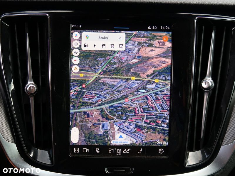 Volvo V60 T6 AWD Plug-In Hybrid Plus Dark - 24